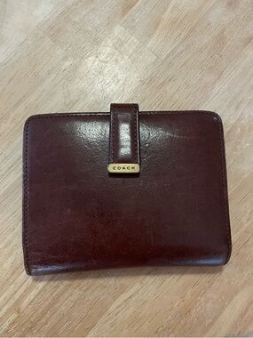 Vintage kisslock wallet